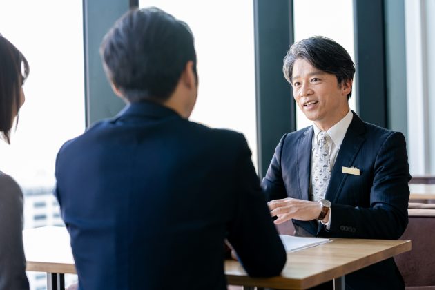 ハイタッチ営業とは？メリットや有効な営業手法を解説-1