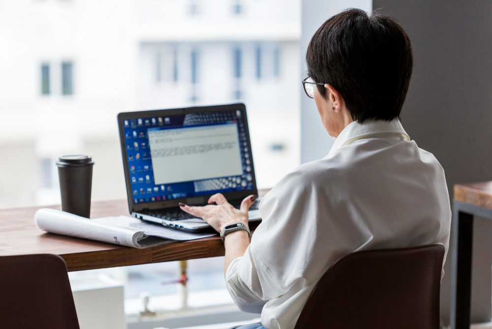 企業データベースの主な活用例