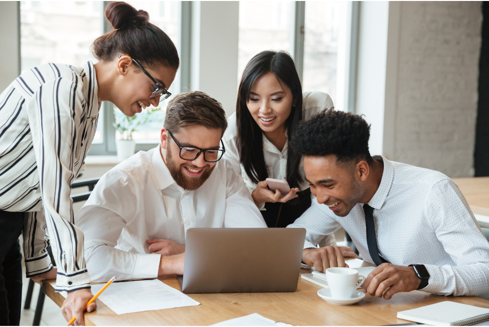 Salesforceの業界別の口コミ